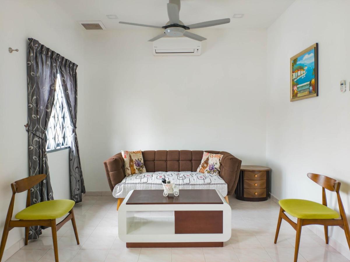 A Quiet Place Malacca Екстериор снимка